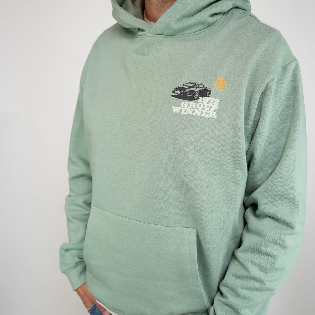 "24H GROUP WINNER HOODIE" - Image 7